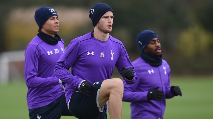 比赛集锦：西班牙4-0格鲁吉亚（西班牙四球零封格鲁吉亚：精彩回放）