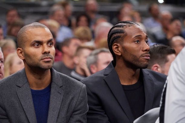 赫塔费vs埃尔切：马约拉尔、戴维-索里亚首发，安德烈-席尔瓦、伊尼亚基-佩尼亚出战（赫塔费迎战埃尔切：马约拉尔、戴维-索里亚先发，安德烈-席尔瓦、伊尼亚基-佩尼亚披挂上阵）