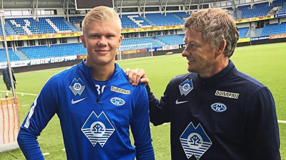 德转列右边锋身价榜：亚马尔2亿欧居首，萨卡第二奥利塞第三（德转右边锋身价排行：亚马尔以2亿欧领跑，萨卡第二、奥利塞第三）