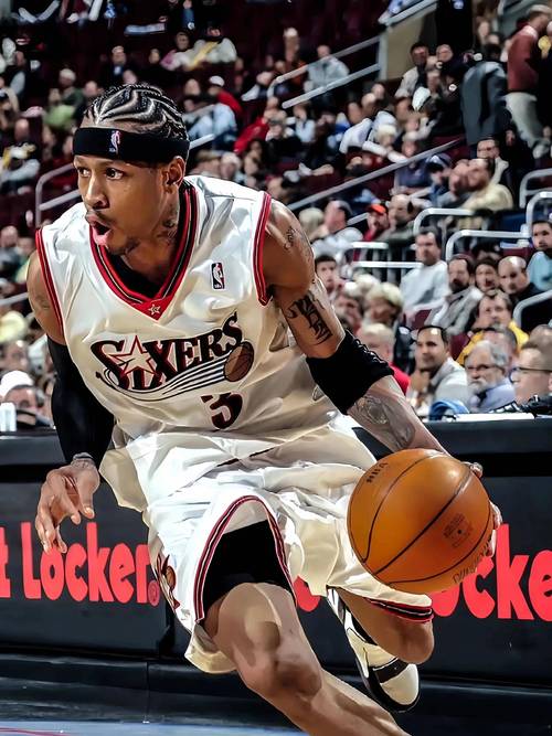 记者：尤文可能在冬窗拿洛卡特利和国米租借交换弗拉泰西（记者称尤文或在冬窗以洛卡特利与国米租借互换弗拉泰西）