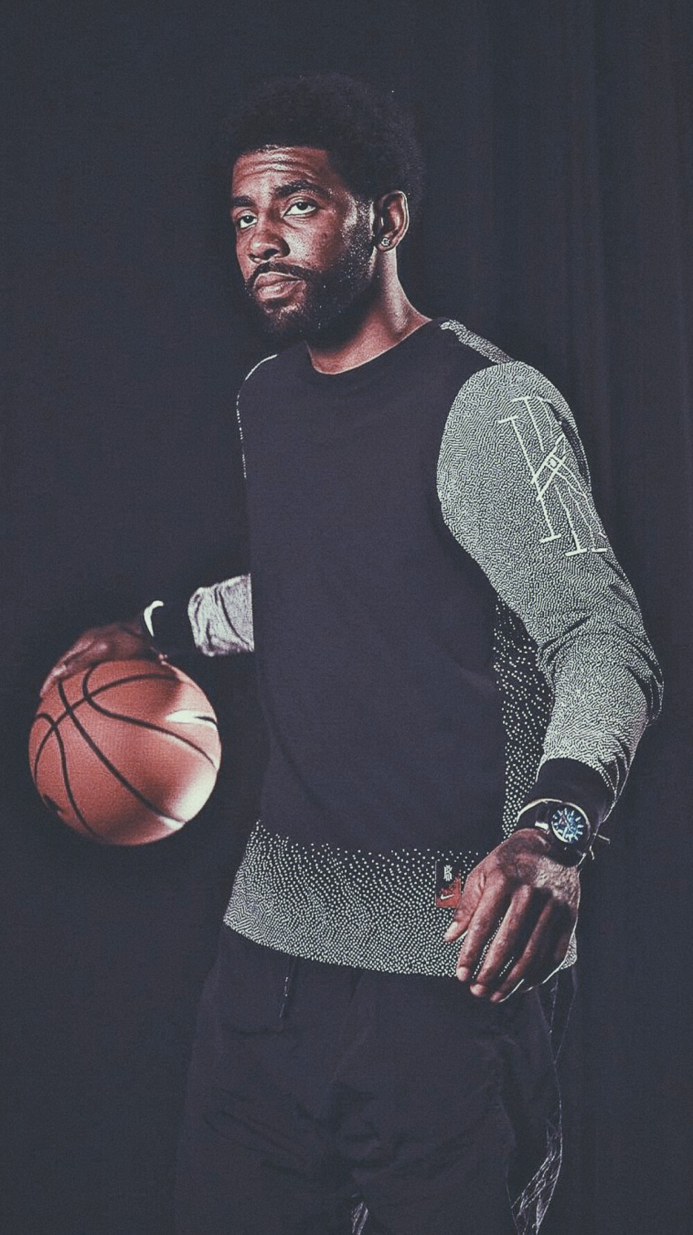 又伤了，对阵柏林联合时帕夫洛维奇的左大腿出现伤病（帕夫洛维奇战柏林联合左大腿再度受伤）