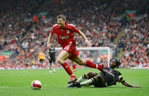 乌尔比希：赛前4个半小时得知自己会首发；时刻准备为球队效力（乌尔比希：开赛前4个半小时才获知将首发，一直做好随时为球队出战的准备）