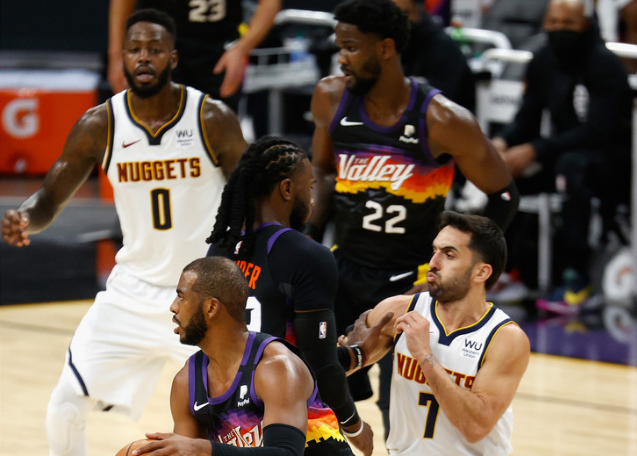 多特边锋个人秀燃炸全场（多特边锋神勇表演点燃全场）