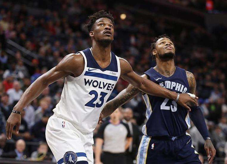 41岁罗本已成为职业板网球手，拥有3个积分世界排名第1980位（41岁罗本转战职业板网球，积3分位列世界第1980名）