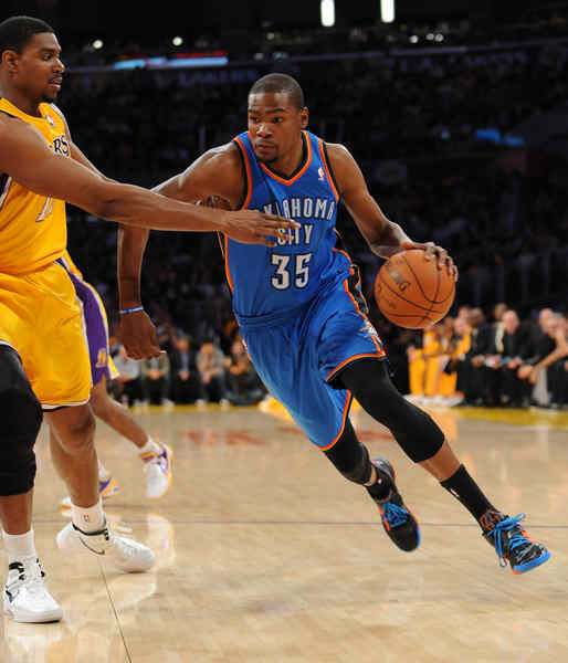 佩杜拉：尤里-阿尔贝托转会费降至2500万欧，但罗马没有进展（佩杜拉：尤里-阿尔贝托标价下调至2500万欧，罗马方面仍无进展）