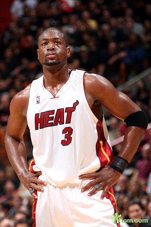 莱万特CEO：不会在冬窗出售埃永；巴萨没联系过我们（莱万特CEO：冬窗不卖埃永，巴萨未与我们接洽）