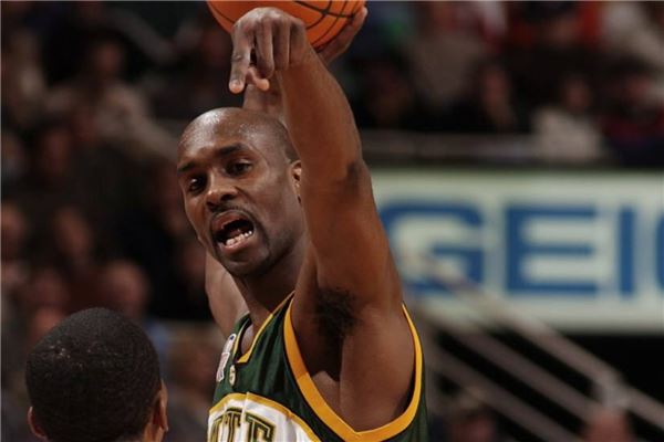 他们期望通 他们期望通