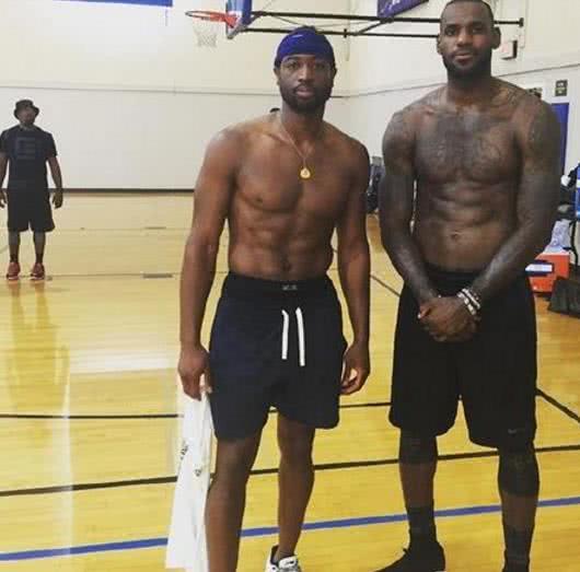 出创佳绩 出创佳绩